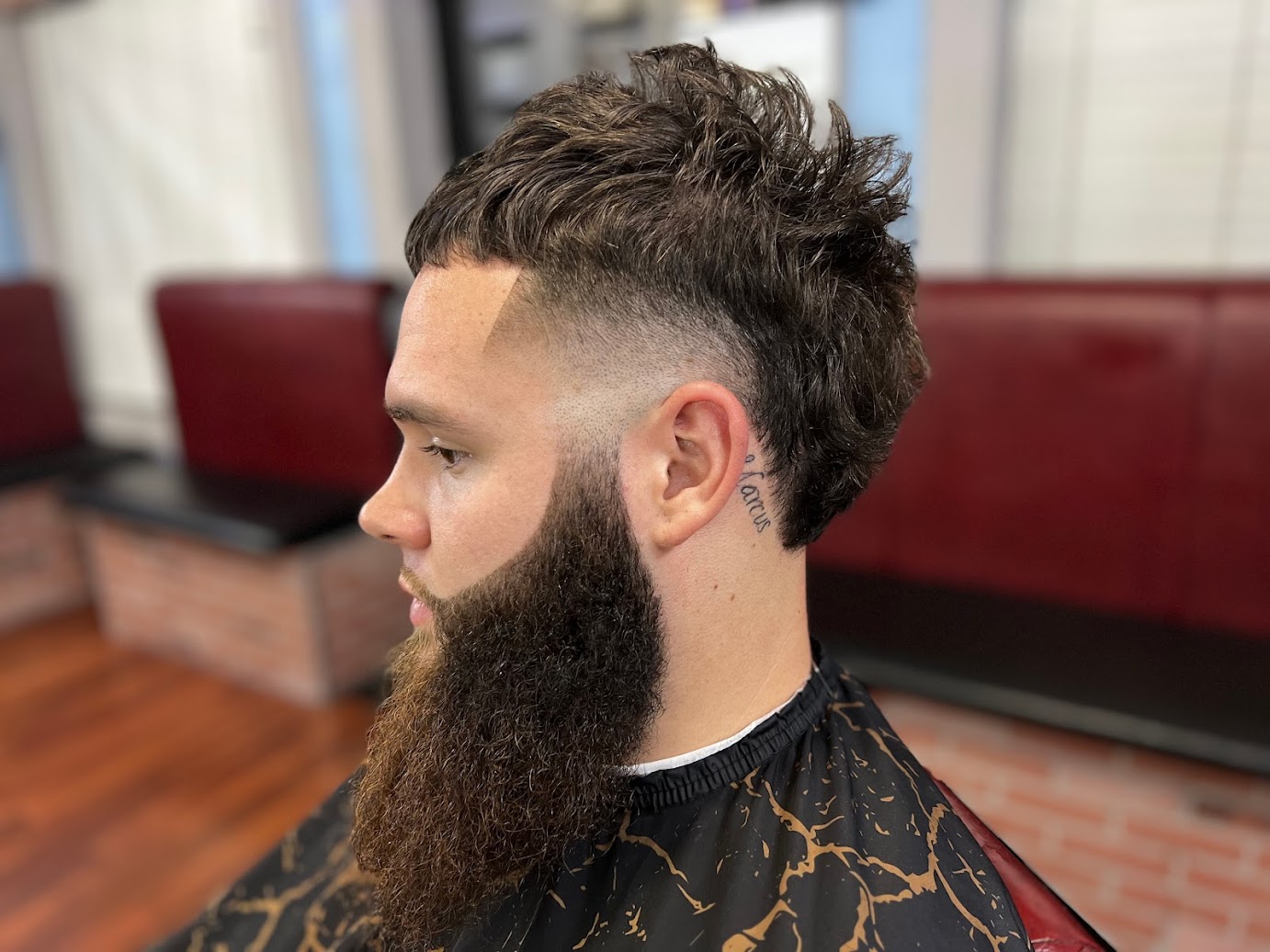 Sharp fade with detail work