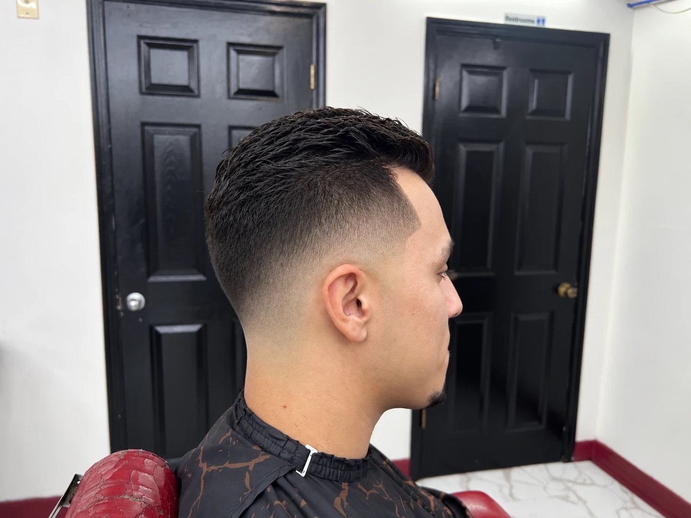 Low fade with textured top