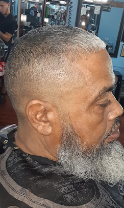 Beard grooming and fade